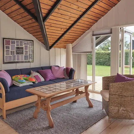 Beautiful In With 2 Bedrooms And Internet Feriehus Ebeltoft